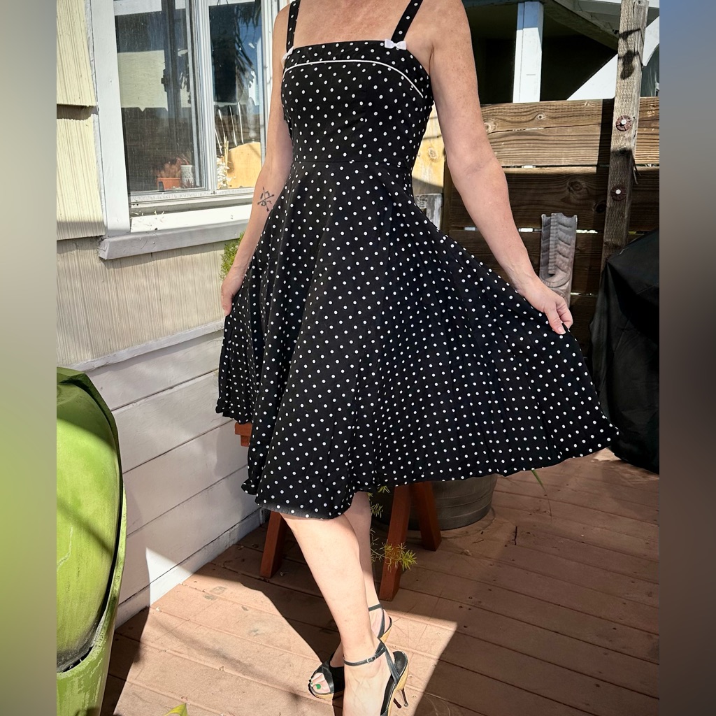 Stop Staring! Black Polka Dot Dress With White Belt